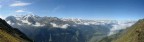 Panorama dal sentiero che porta al rifugio di Mont Fort (Verbier CH)
Ottenuta unendo 4 foto scattate a 24mm equivalenti, copre un angolo di circa 160� ;-)