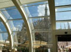 il Duomo, visto dalla Rinascente il Duomo, visto dalla Rinascente