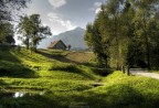 >Heidi's House< >Heidi's House<