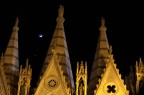 Luna e Venere tra le guglie Luna e Venere tra le guglie