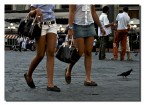 Le gambe... in fila per quattro e poi... Le gambe... in fila per quattro e poi...