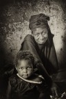 Maria, 80 anni e sua nipote Maria, 80 anni e sua nipote