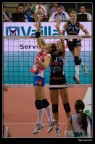 Sabato lunga trasferta per l'anticipo della 7� giornata di ritorno del campionato A1 di pallavolo femminile: Asystel Novara- Foppapedretti Bergamo.

Novara gioca una partita perfetta, e si impone per 3-0 su una spaesata Bergamo.


Tutte le foto sono scattate con i seguenti dati:
Canon EOS 400D + EF 70-200 f/4L
ISO 1600
f/4
1/500 s

Palazzetto molto ben illuminato, � la prima volta che non mi trovo troppo inadeguato con il mio f/4!