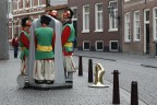 Bergen op Zoom, Paesi Bassi. Durante il carnevale bande mascherate girano per la citt� e i locali al suon di marcette e bevendo taaaaaaaaanta birra....

critiche, opinioni e suggerimenti sempre ben accetti...