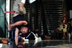 breakdance sotto i portici