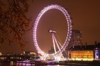 Londra reportage sul London Eye (o millenium wheel), la ruota panoramica costruita nel 1999. Il London Eye si innalza per 135 metri all�estremit� ovest dei Jubilee Gardens, sulla riva sud del Tamigi, Londra, Inghilterra, tra il Ponte di Westminster e lo Hungerford Bridge.
