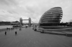 Londra: tra moderno e antico: Tower Bridge e City Hall
Commenti e critiche ben accetti....