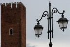 Lampioni con Torre dell'Osservatorio
