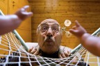 I bambini ci guardano e ridono di noi I bambini ci guardano e ridono di noi
