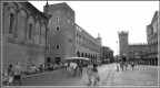 In piazza... In piazza...