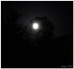 ...la prima volta che cerco di fotografare la luna....