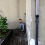 st st