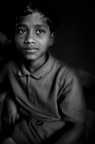 Questo � un ragazzo che veniva tutte le mattine alla clinica dove ho prestato volontariato(India,Dukkerpul) per curarsi da patologie contratte in giovane et� causa poca igiene in cui vivono e crescono nelle zone rurali del' India.
Nei suoi occhi si legge la voglia di un cambiamento dopo anni di sofferenza passata causa l' estrema povert� in cui si trovano.