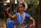 giovane danzatrice indiana giovane danzatrice indiana