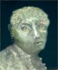 Gli occhi della grande vecchia