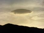 tramonto con nube lenticolare tramonto con nube lenticolare