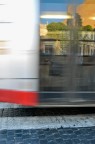 Ed al tuo passaggio, io mi rifletto. Ed al tuo passaggio, io mi rifletto.
