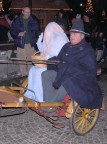 uffa sta S.Lucia si ferma a parlare pure con gli adulti... uffa sta S.Lucia si ferma a parlare pure con gli adulti...