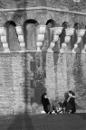 mettemose sedute e famo du' chiacchiere va che cio li piedi mettemose sedute e famo du' chiacchiere va che cio li piedi