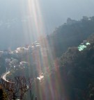 Exposure Time = 1/60"
F Number = F22
Exposure Program = Aperture priority
ISO Speed Ratings = 200
Focal Length = 35mm
E' venuta fuori cos�, quasi per caso, e sono onesto, non avevo intenzione di riprendere i riflessi sulla foschia intensa che c'era.
Che ne pensate?