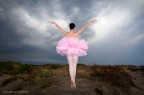 Lei è una ballerina, lei danza... Lei è una ballerina, lei danza...