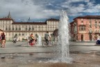 Le fontane davanti a Palazzo Reale