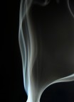 Prima foto della serie Smokes.
3 luci posizionate in 3 differenti punti, il fumo viene raccolto prima di essere rilasciato, solo in questo modo si riesce ad ottenere l'effetto seta.
Shutter 1/50
Apertura 1/2,8
ovviamente no flash