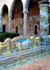 Chiostro maiolicato