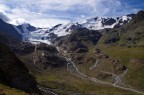 Il Ghiacciaio dei Forni � localizzato nel Gruppo Ortles-Cevedale in alta Valtellina all'interno del settore lombardo del Parco Nazionale dello Stelvio.