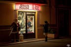 st st