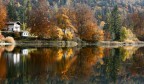 Un piccolo lago montano Un piccolo lago montano