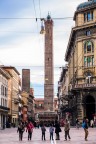 Passeggiata sotto le Torri Passeggiata sotto le Torri