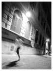 Street scattata a Roma.

f3.5
1/10s
iso 1600