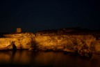 Roca vecchia in una serata di luna piena. Roca vecchia in una serata di luna piena.