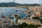 Scattata dalla cittadella vecchia, con vista sulla marina di Calvi.

c&c sempre graditi