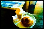 Colazione e giornale Colazione e giornale