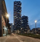 Verso il bosco verticale di sera Verso il bosco verticale di sera