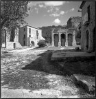 Hasselblad 503cx con 50 mm
scansione da negativo Kodak Tmax 100
ottobre 2011