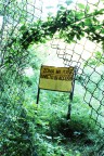 Viene prima il buco o il cartello? Viene prima il buco o il cartello?