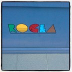 Progetto iniziato nel 2015 dedicato a dettagli e scorci urbani. Scatti realizzati con il Tablet Samsung Galaxy 10.
Le foto vengono successivamente elaborate con il programma Paper Pictures e quindi inserite online tramite Instagram sfruttando i filtri messi a disposizione dal programma.