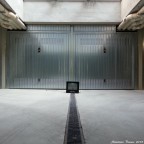 Nessuna trasmissione. No signal.

E un po' di geometrie.