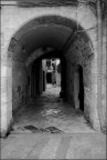 In fondo al vicolo In fondo al vicolo
