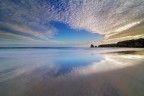 Le nuvole si specchiano sulla spiaggia raffigurando la sagoma di una grande farfalla.
D300s e Tokina 11-16