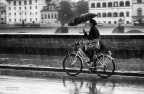 CHE BELLO ANDARE IN BICICLETTA QUNDO PIOVE