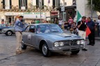 Ieri ero a Lecce per seguire un incontro con il mitico Nino Migliori che purtroppo per� non � potuto venire. Ho cos� scattato qualche fotografia ad un raduno d'auto d'epoca in piazza Sant'Oronzo. Suggerimenti e critiche sempre ben accetti.