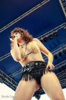Woodstock Emilia - Karne Kattiva Woodstock Emilia - Karne Kattiva