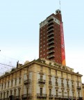 Grattacielo. Grattacielo.