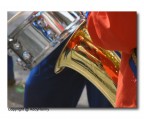 sax... sax...