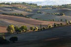 e colline e praterie dove corrono dolcissime le mie malincon e colline e praterie dove corrono dolcissime le mie malincon