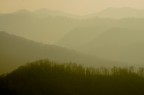 Colline tra la foschia Colline tra la foschia